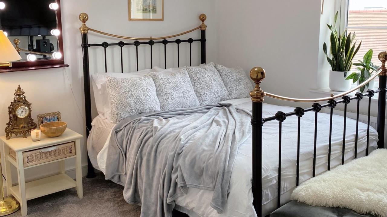 Entire Home: Bicester Village 10Min Walk Exteriör bild